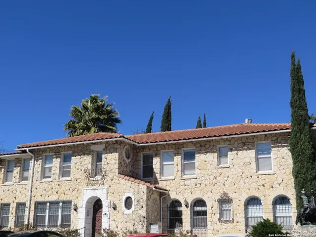 $1,200 | 403 West Elsmere Place, Unit 4, San Antonio, TX 78212