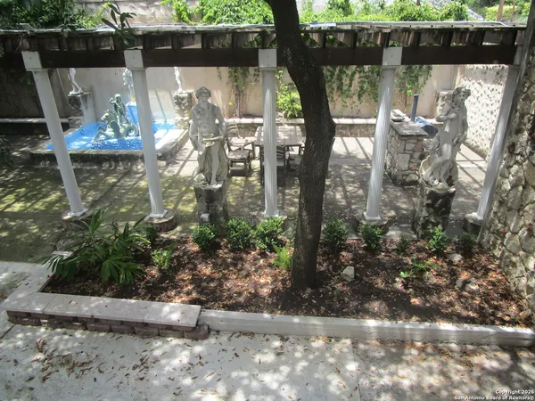 $1,150 | 403 West Elsmere Place, Unit 4, San Antonio, TX 78212
