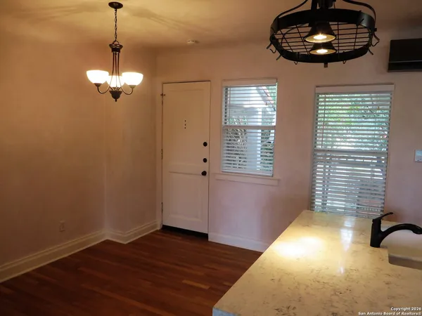 $1,150 | 403 West Elsmere Place, Unit 4, San Antonio, TX 78212