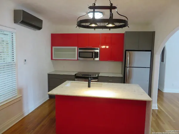 $1,150 | 403 West Elsmere Place, Unit 4, San Antonio, TX 78212