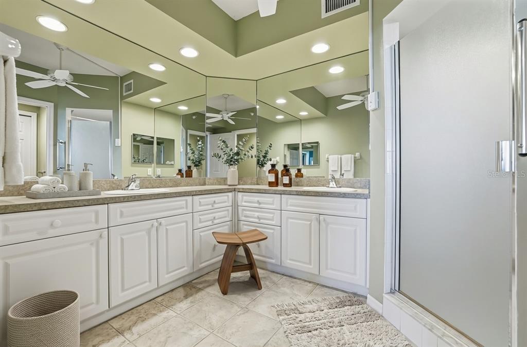 6575 99th Way North, Unit 22301 St. Petersburg, FL 33708 - Photo 24 of 55