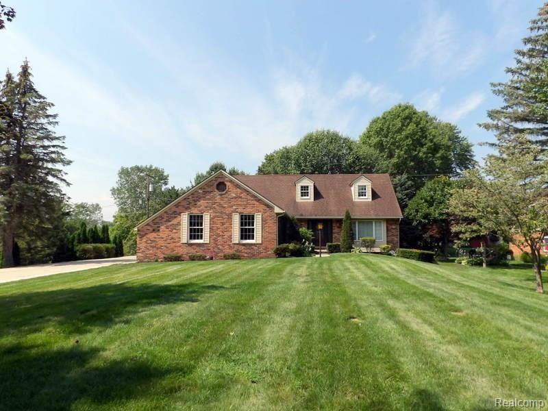 26426 Inkster Road Flat Rock, MI 48134 - Photo 2 of 56 102_4836.JPG