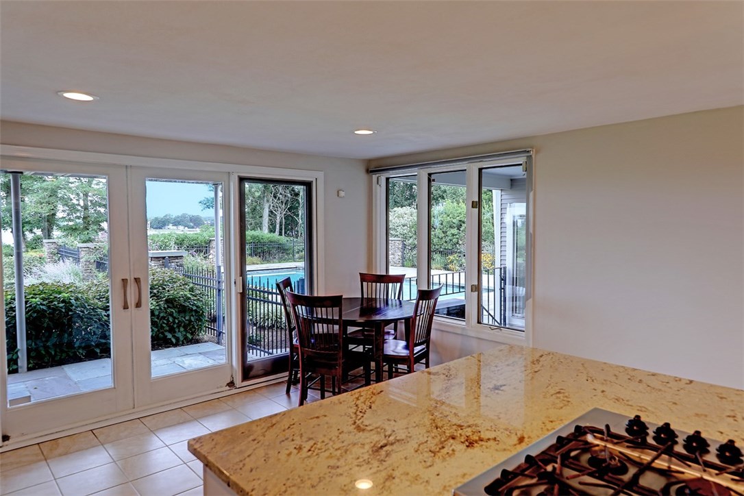 16 Oyster Point Warren, RI 02885 - Photo 12 of 38