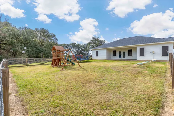 $865,000 | 757 County Road 109, Devers, TX 77538