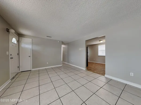 $1,295 | 11749 Kingfisher Lane East, Jacksonville, FL 32218