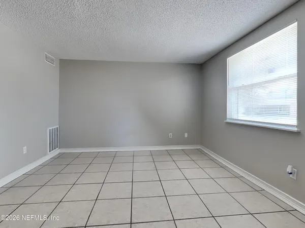 $1,295 | 11749 Kingfisher Lane East, Jacksonville, FL 32218