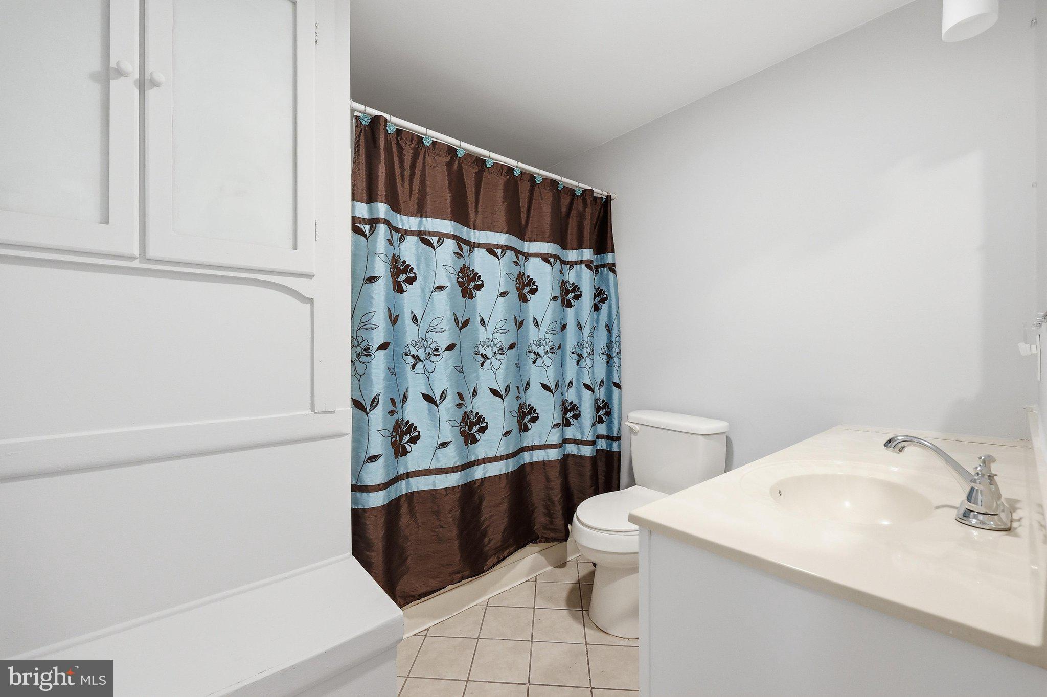 3814 Boteler Road Mount Airy, MD 21771 - Photo 26 of 61 Hall Bath