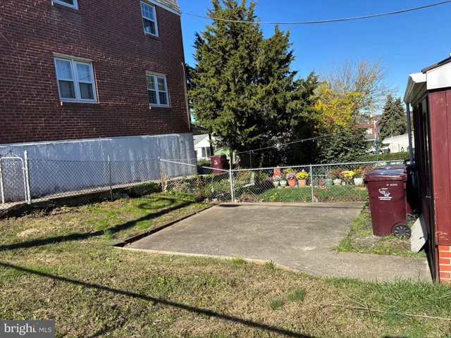 $1,950 | 326 East Rambo Street, Bridgeport, PA 19405