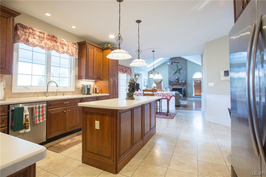 116 Hester Road Bangor, PA 18013 - Photo 4 of 37 Gallery Image 4