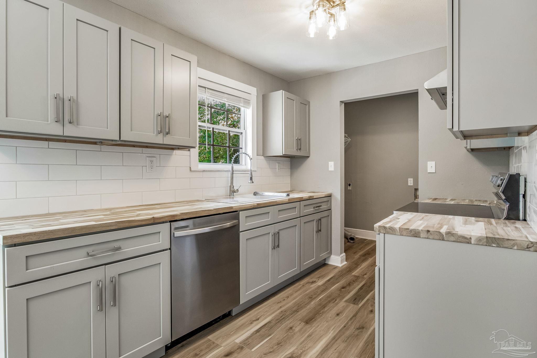 9223 John Hamm Road Milton, FL 32583 - Photo 10 of 47