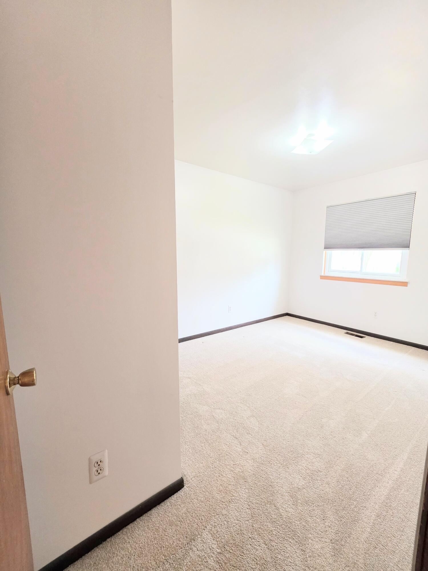 520 Rice Avenue Ypsilanti, MI 48197 - Photo 19 of 39 Rice Upper Bed A 2