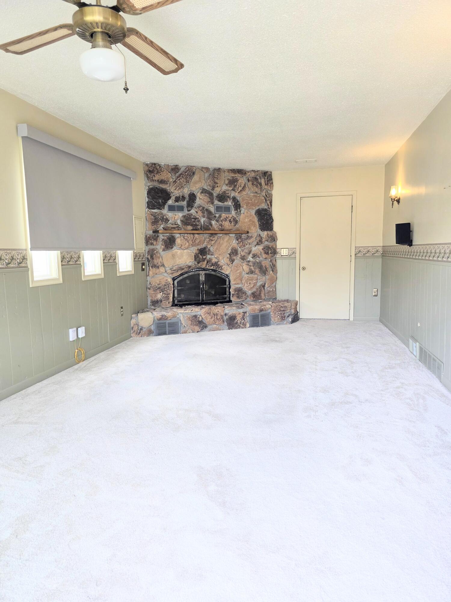 520 Rice Avenue Ypsilanti, MI 48197 - Photo 30 of 39 Rice Fam Room 1