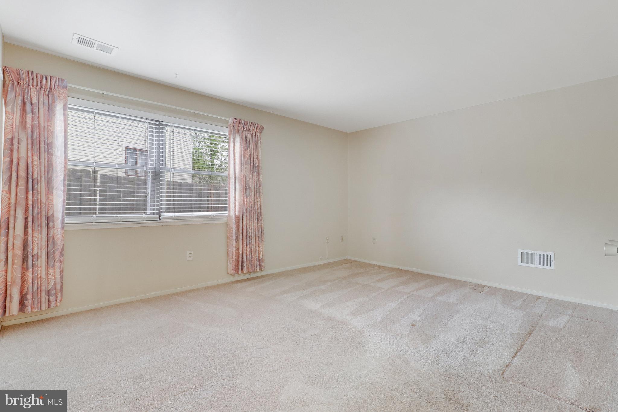 4445 Flintstone Road Alexandria, VA 22306 - Photo 17 of 39 Gallery Image 17