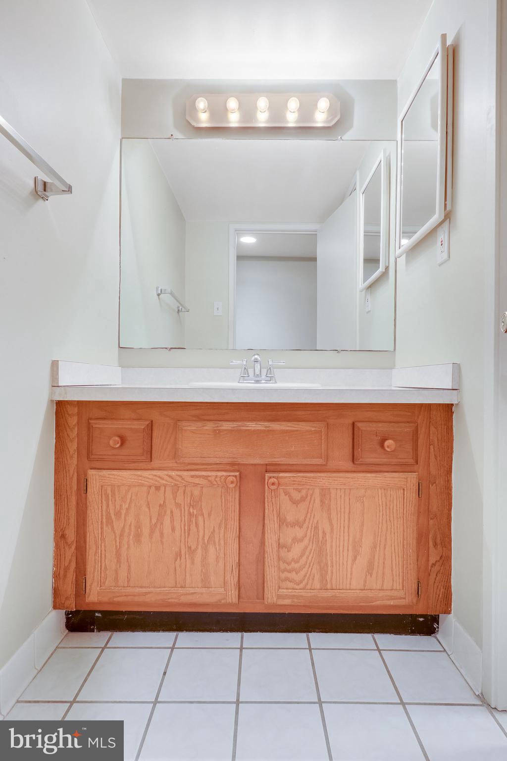 4445 Flintstone Road Alexandria, VA 22306 - Photo 27 of 39 Gallery Image 27