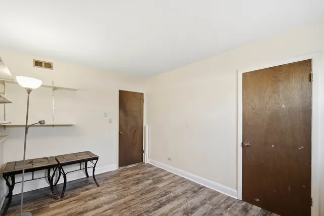 $400,000 | 1365 Newcastle Lane, Hoffman Estates, IL 60169