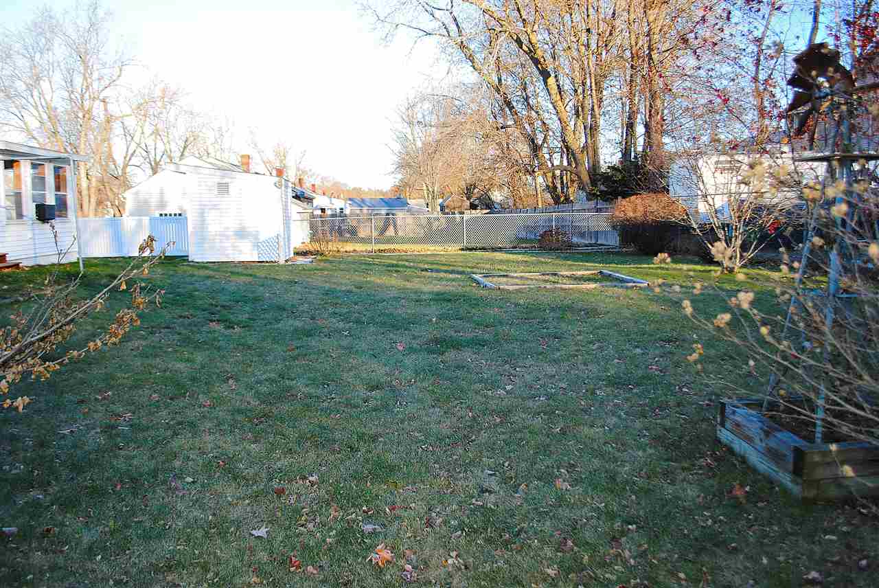 77 Porter Street Manchester, NH 03103 - Photo 19 of 23