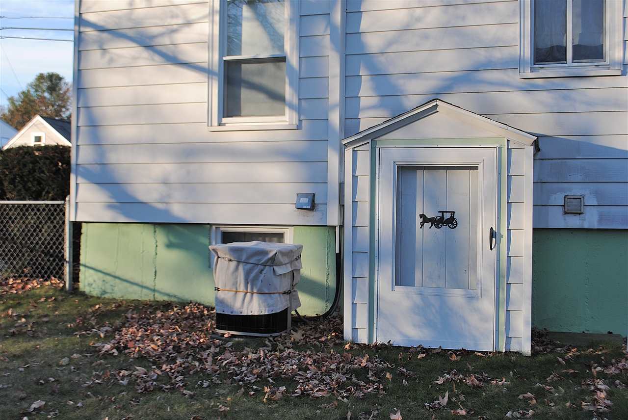 77 Porter Street Manchester, NH 03103 - Photo 21 of 23