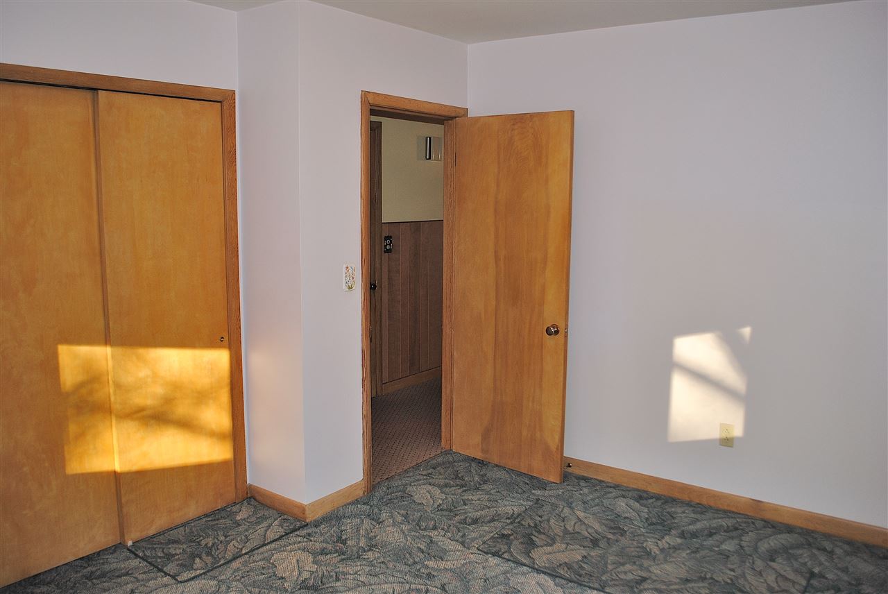 77 Porter Street Manchester, NH 03103 - Photo 9 of 23