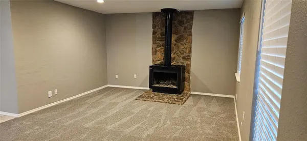 $1,950 | 2025 Lamont Drive, Garland, TX 75040