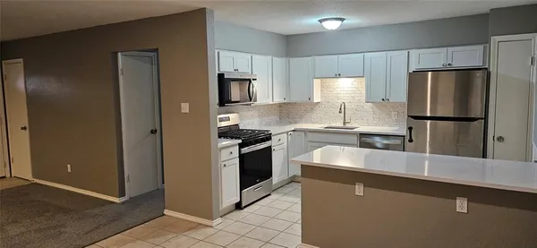 $1,950 | 2025 Lamont Drive, Garland, TX 75040