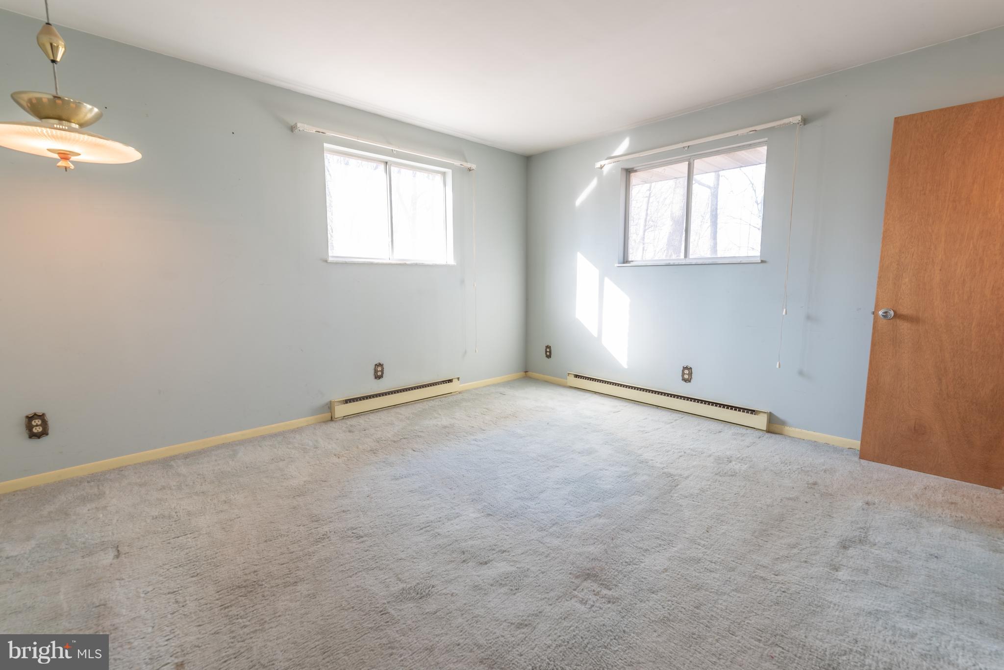 5580 Emmaus Road Emmaus, PA 18049 - Photo 9 of 28 Gallery Image 9