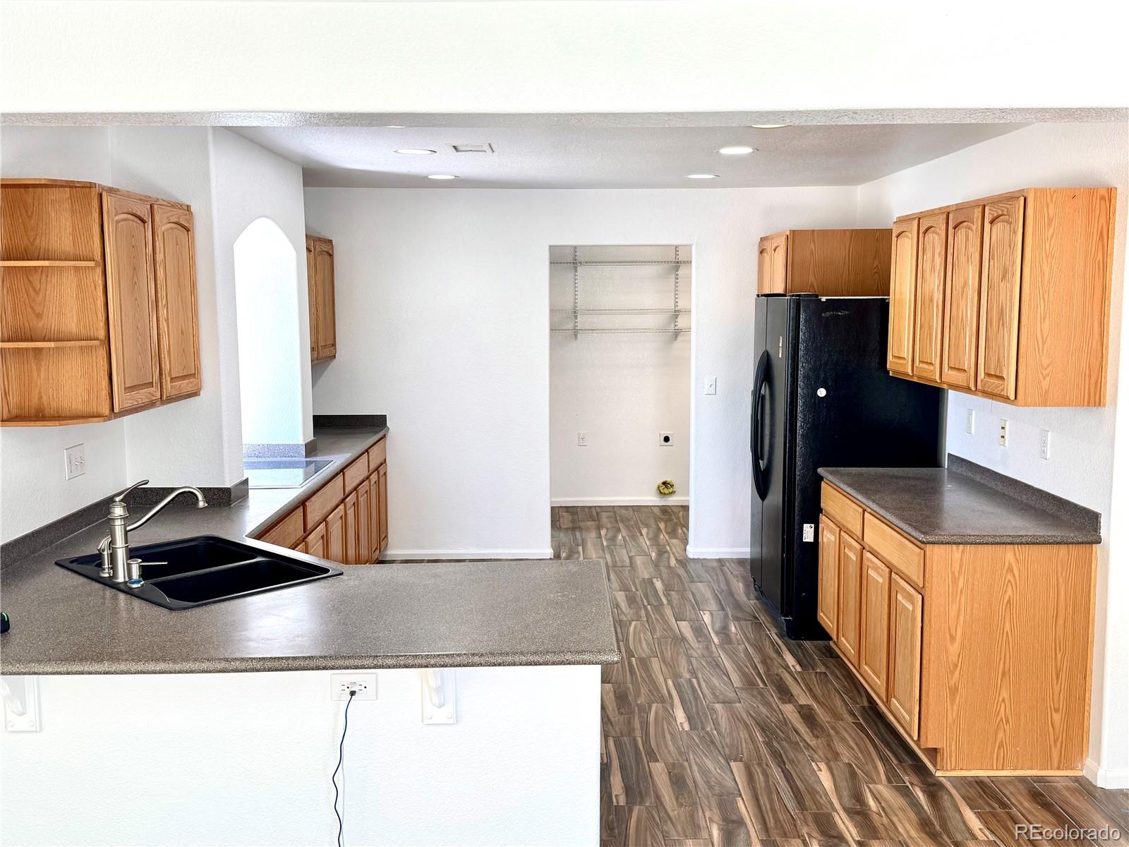 5553 Jebel Court Denver, CO 80249 - Photo 7 of 30