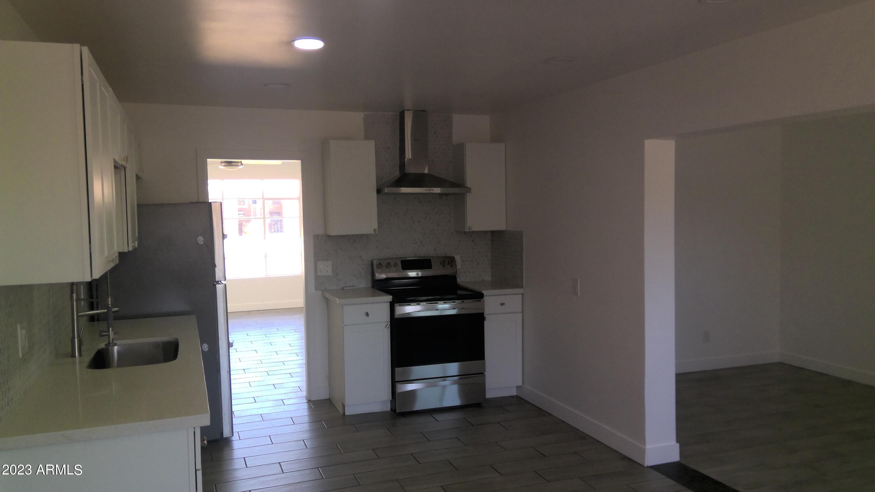2613 West Lamar Road Phoenix, AZ 85017 - Photo 12 of 20 WIN_20230522_12_21_39_Pro