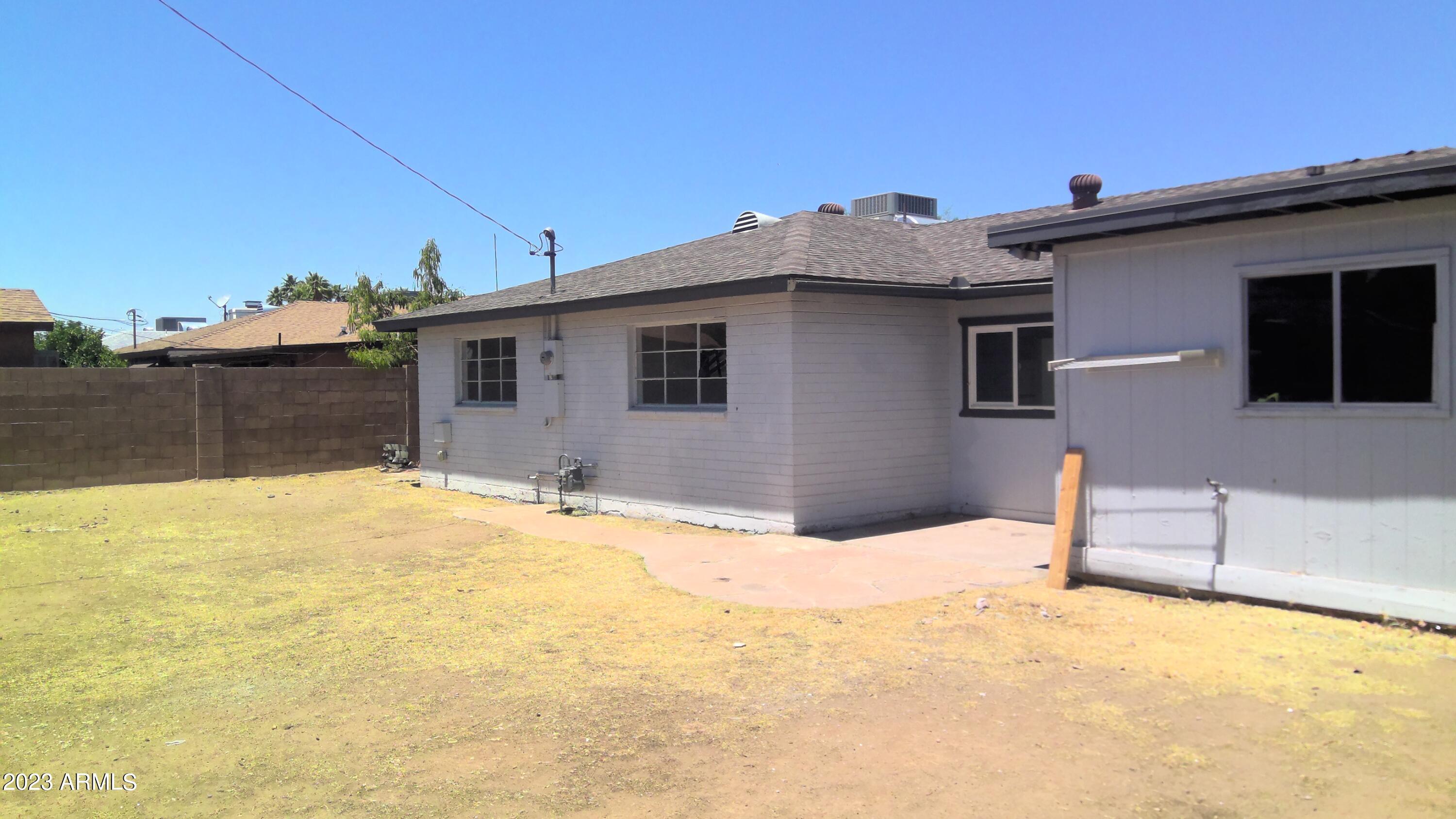 2613 West Lamar Road Phoenix, AZ 85017 - Photo 19 of 20 WIN_20230522_12_20_49_Pro