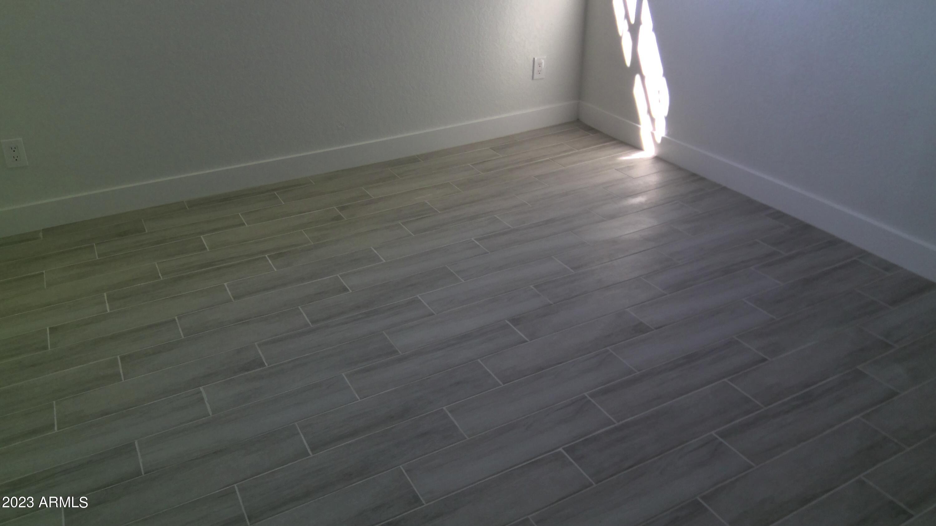 2613 West Lamar Road Phoenix, AZ 85017 - Photo 4 of 20 WIN_20220121_13_54_20_Pro