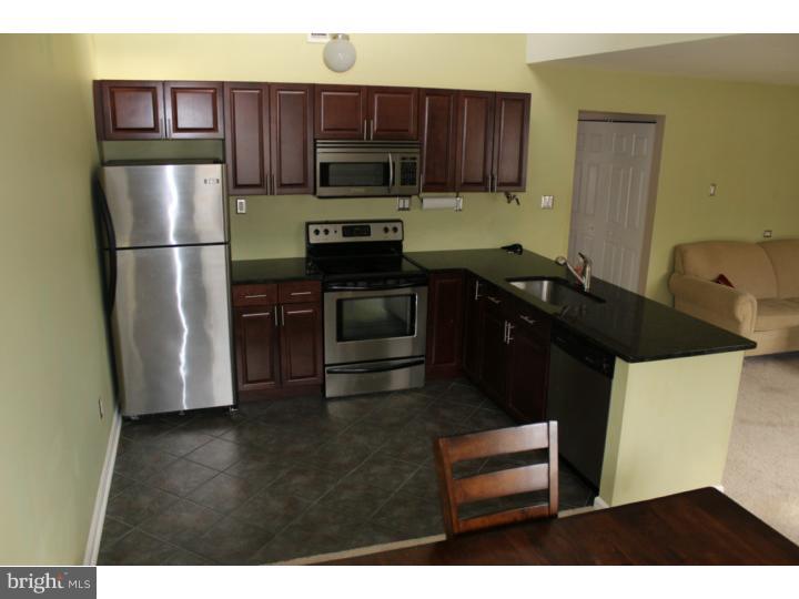 62 Lanford Road New Castle, DE 19720 - Photo 2 of 15 Kitchen