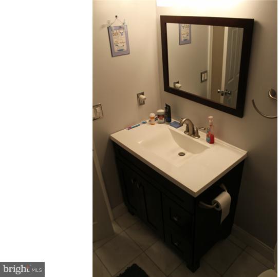 62 Lanford Road New Castle, DE 19720 - Photo 7 of 15 Bathroom