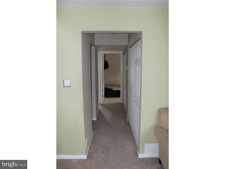 62 Lanford Road New Castle, DE 19720 - Photo 9 of 15 Hallway