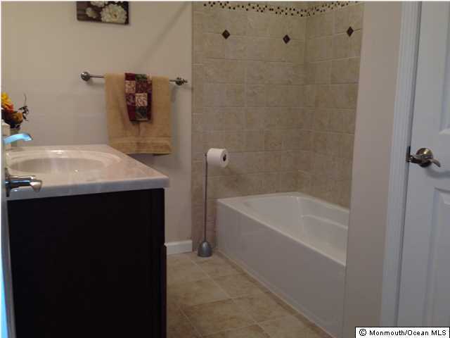 133 Rigi Strasse, Unit B Freehold, NJ 07728 - Photo 8 of 14 Additional Photo