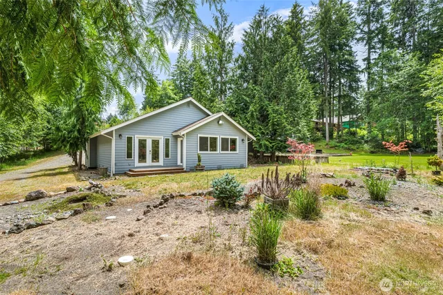 $2,300 | 141 Dunoon Place, Shelton, WA 98584