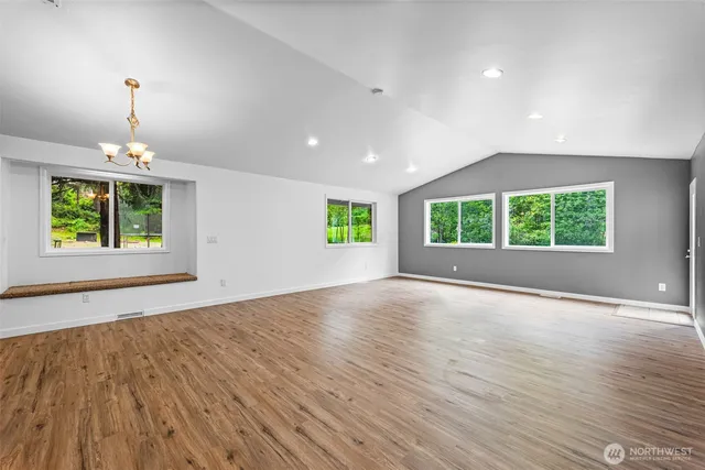 $2,300 | 141 Dunoon Place, Shelton, WA 98584