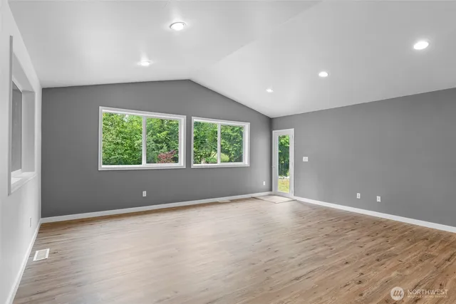 $2,300 | 141 Dunoon Place, Shelton, WA 98584