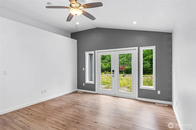 $2,300 | 141 Dunoon Place, Shelton, WA 98584