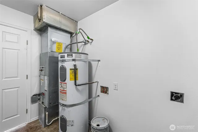 $2,300 | 141 Dunoon Place, Shelton, WA 98584