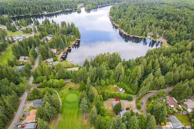 $2,300 | 141 Dunoon Place, Shelton, WA 98584