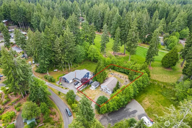 $2,300 | 141 Dunoon Place, Shelton, WA 98584