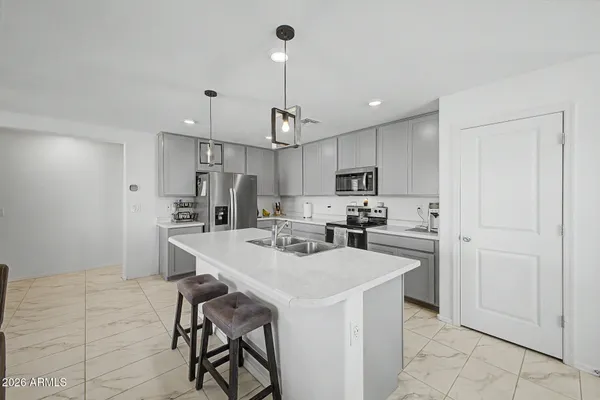 $289,900 | 1556 West Central Avenue, Coolidge, AZ 85128