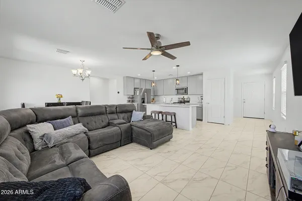 $289,900 | 1556 West Central Avenue, Coolidge, AZ 85128