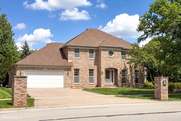 $749,900 | 943 West Bailey Road, Naperville, IL 60565