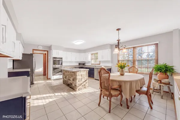 $749,900 | 943 West Bailey Road, Naperville, IL 60565