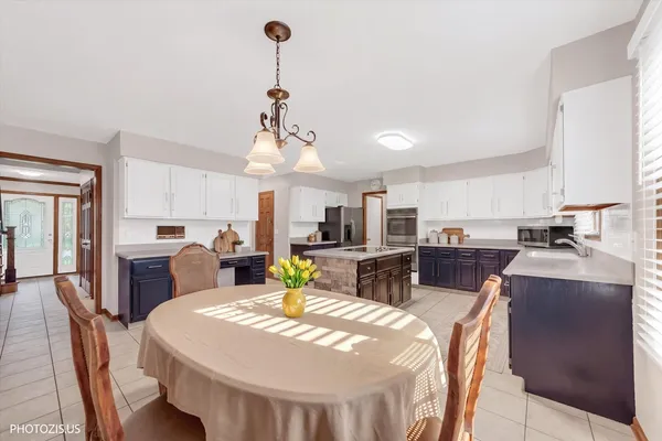 $749,900 | 943 West Bailey Road, Naperville, IL 60565