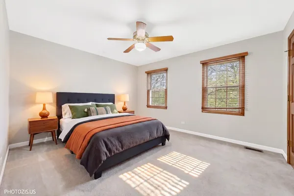 $749,900 | 943 West Bailey Road, Naperville, IL 60565