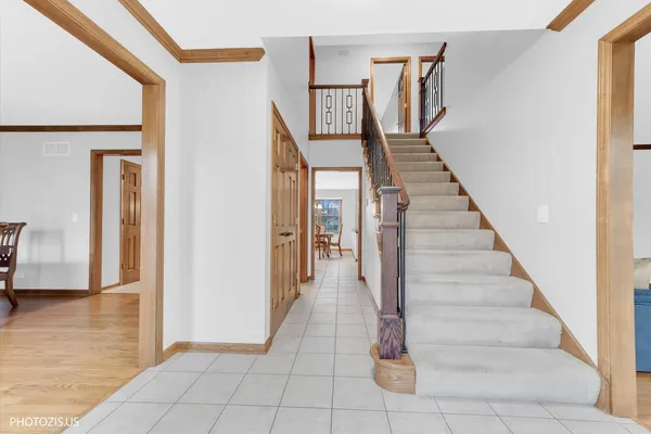 $749,900 | 943 West Bailey Road, Naperville, IL 60565