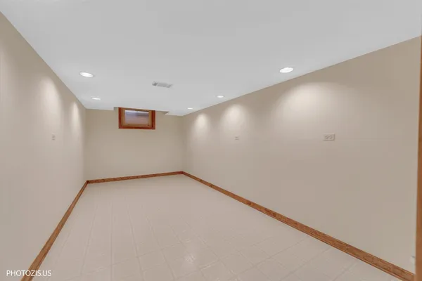$749,900 | 943 West Bailey Road, Naperville, IL 60565
