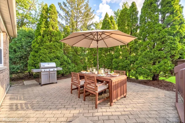 $749,900 | 943 West Bailey Road, Naperville, IL 60565