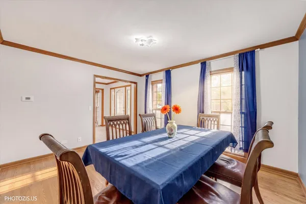 $749,900 | 943 West Bailey Road, Naperville, IL 60565